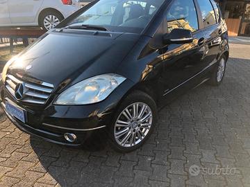 Mercedes-benz A 180 CDI Elegance UNICO P ROPRIETAR