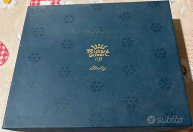 Vassoio di porcellana  Richard Ginori