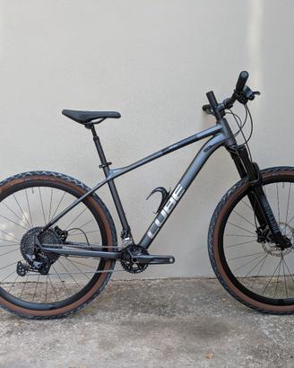 MTB cube Aim 