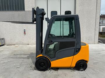 CARRELLO ELEVATORE DIESEL JUNGHEINRICH 20 QUINTALI