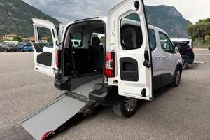 Peugeot Rifter auto per Disabili 5+1 - passo corto