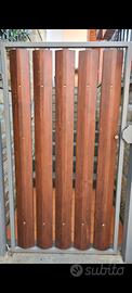 Assi in legno cancelletto