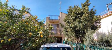 Piano maglio/ bivio intera villa bifamiliare