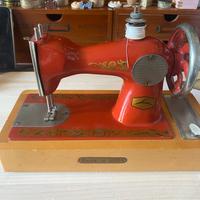 Macchina da cucire da collezione