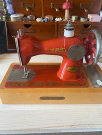 Macchina da cucire da collezione