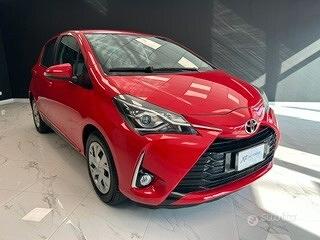 Toyota Yaris 1.5 5 porte Lounge