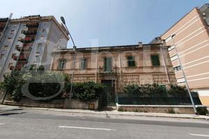 Via Sferracavallo palazzina indipendente terrazzo