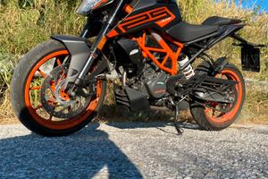 KTM DUKE 125cc 2023
