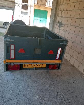 carrello a rimorchio per auto 