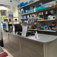 Vedesi negozio telefonia informatica