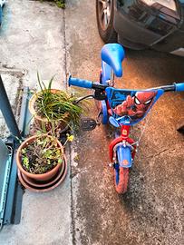 bici con rotelle spiderman 