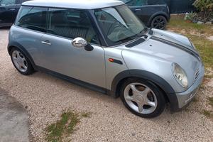 mini Cooper 1.4 diesel