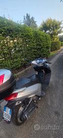 scooter malaguti glovo