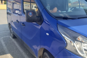 Furgone Renault autocarro