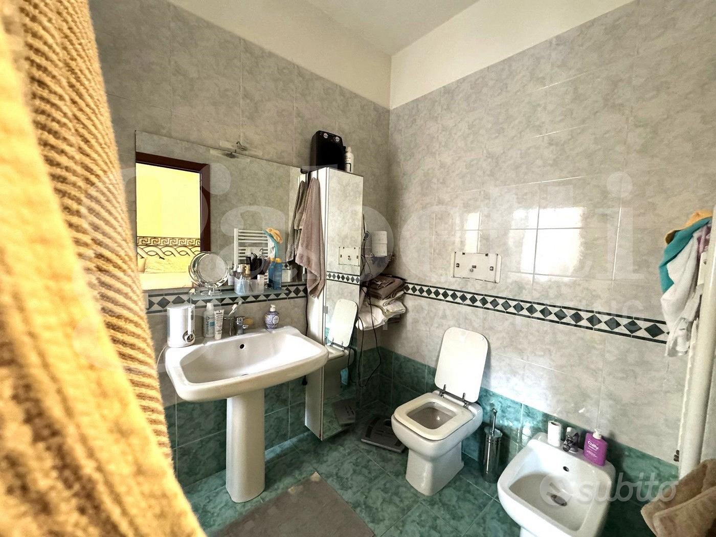 Apartment in Bari, Poggiofranco, Municipio 2 - Altro