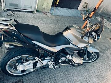 BMW R1200R perfetta con tris valigie Moto e Scooter In vendita a Roma