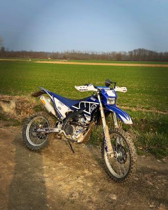Yamaha WR 250 R