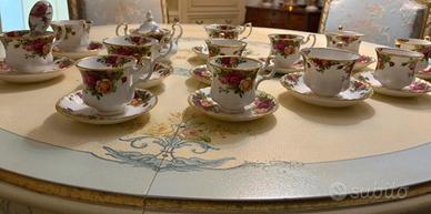 Set da té Royal Albert