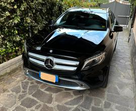 Mercedes- benz GLA 200 d Automatic Executive