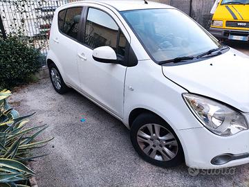 Opel Agila 2012