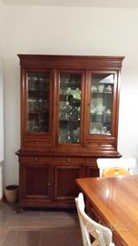 Credenza e tavolo
