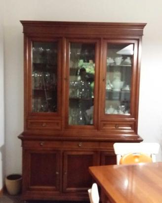 Credenza e tavolo