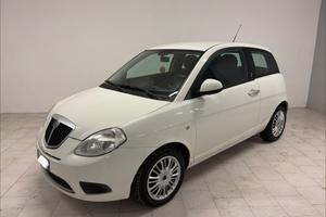 Lancia Ypsilon 1.2 69 CV New Oro Perfetta !