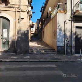 Trivani zona via vittorio Emanuele