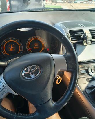 Toyota Auris 1.4