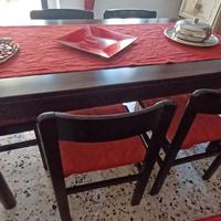 Tavolo  e sei sedie