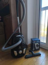 Aspirapolvere Electrolux EasyGo EEG42EB ORIGINALE