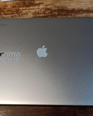 Adesivo per laptop Acer vs Apple