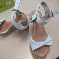 sandali bianchi con zeppa in corda intrecciata