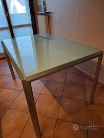 Tavolo vetro
