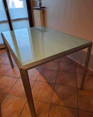 Tavolo vetro