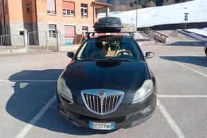 lancia delta neopatentati 