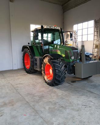 trattore agricolo Fendt vario 712 