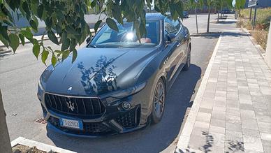 auto Macerata mod.levante