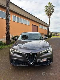 Alfa Romeo Stelvio 2.2 Turbodiesel 210 CV AT8 Q4 E