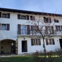 AMPIA CASA INDIPENDENTE BIFAMILIARE PLURICAMERE