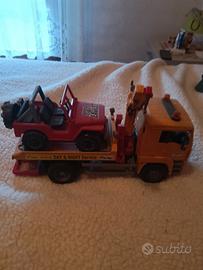 carroattrezzi Bruder con macchina 