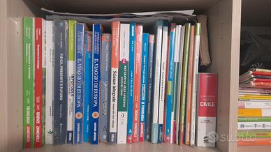 libri primo e secondo superiore 