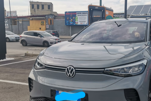 VOLKSWAGEN ID.4 Pro Performance