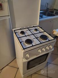 cucina e forno a gas