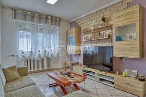 TRILOCALE IN BUONE CONDIZIONI CON BOX E GIARDINO