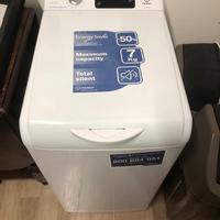 LAVATRICE E ASCIUGATRICE PERFETTAMENTE FUNZIONANTI