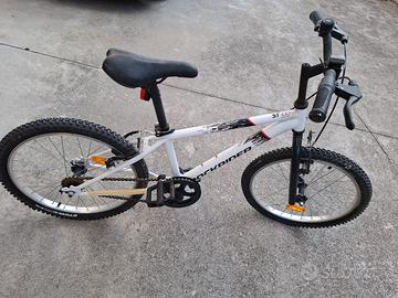 btwin rockrider st 100