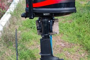 Motore fuoribordo Mercury 5CV