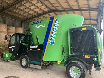 Carro miscelatore semovente Faresin