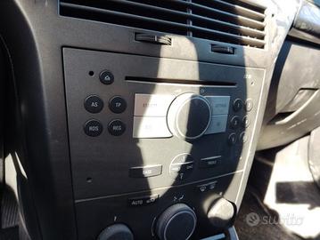 Autoradio OPEL ASTRA H del 2005